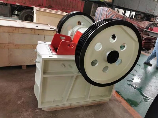 15Kw μικρής κλίμακας θραυστήρας PE250*400 βράχου μεταλλείας μηχανών 5-20 TPH θραυστήρων σαγονιών