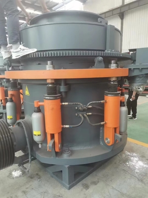 250Kw συντετριμμένος εξοπλισμός 440 μεταλλείας θραυστήρας κώνων TPH HP300 υδραυλικός