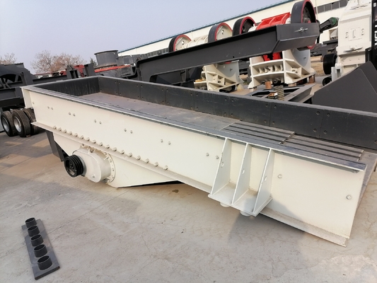 Vibro τροφοδοτών ZSW420*110 χάλυβα άνθρακα δομένος παν σταχτύς τροφοδότης