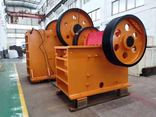 55Kw σκληρό κίτρινο λευκό μηχανών PE500*750 συντριβής βράχου γρανίτη μικρό