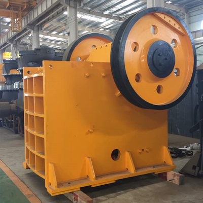 110Kw σειρά PE μηχανών PEX 300x1300 θραυστήρων σαγονιών μεταλλείας γκριζόλευκη