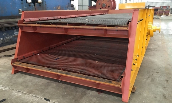 Διπλή μηχανή 22Kw 2YK2160 δομένος οθόνης γεφυρών 400 TPH με το σύστημα πλύσης